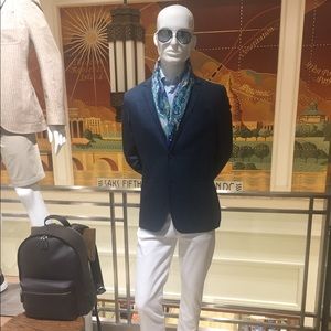 Meet your Posher, Julian